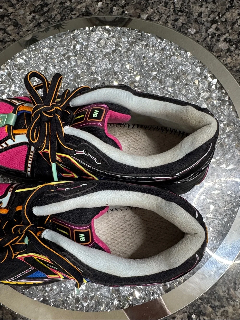 New Balance mock 1906R Neon nights Athletic Sneakers M6 W 7.5 EUC - Picture 13 of 16